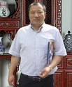 中国红木古典家具理事会副理事长　浙江年年红家具国际集团董事长