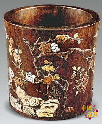 清代乾隆黄花梨镶百宝花鸟图笔筒-收藏鉴赏-中国红木古典家具网